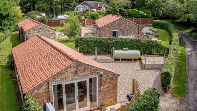 Wolds Holiday Cottages, Fulletby
