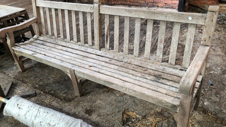 £240 - Parkland Bench