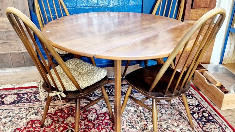 SOLD £170 - Ercol Dining Set