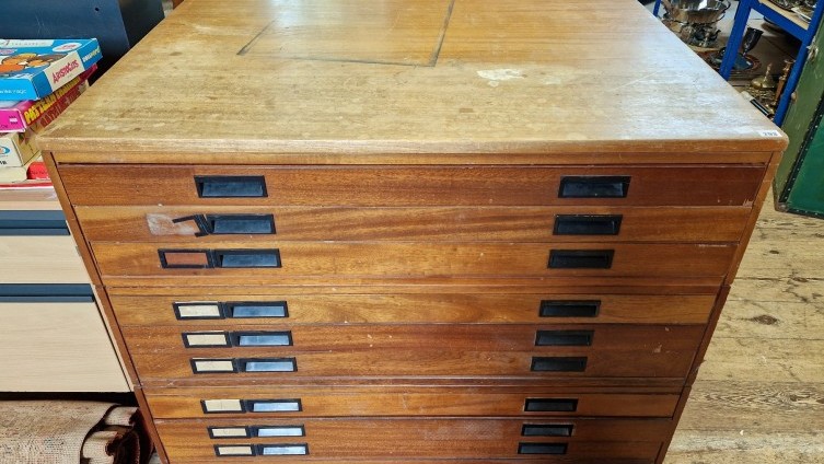 £170 - Plan Chest