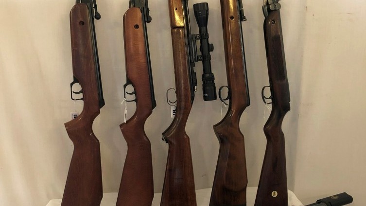 £220 to £280 - Assorted Rifles