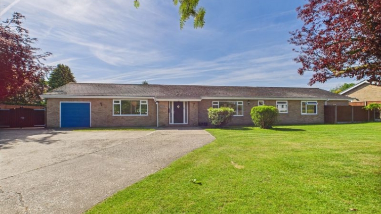{cf_property_name} Chapel Lane