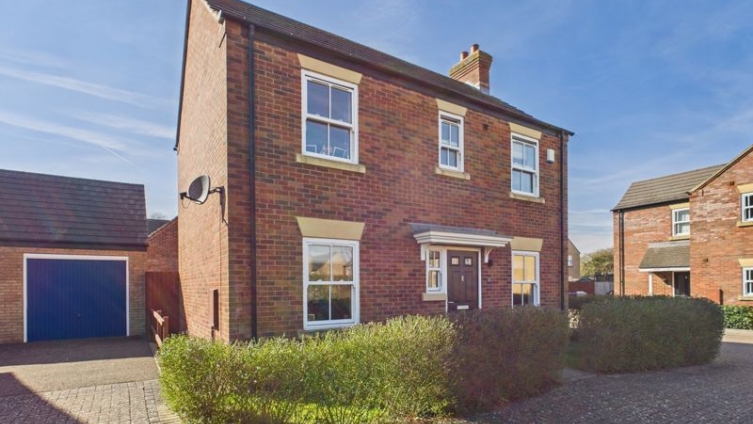 {cf_property_name} Alder Place