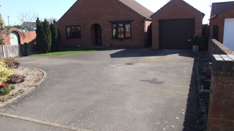 {cf_property_name} Platts Lane