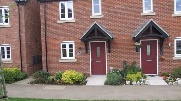 {cf_property_name} Hoplands Road