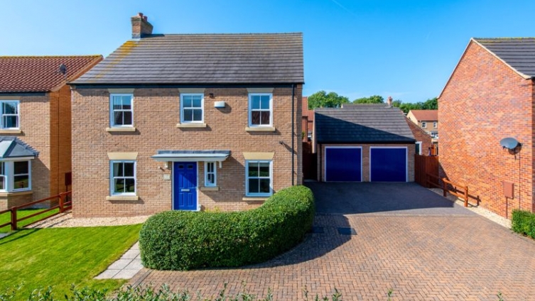 {cf_property_name} 13 Alder Place