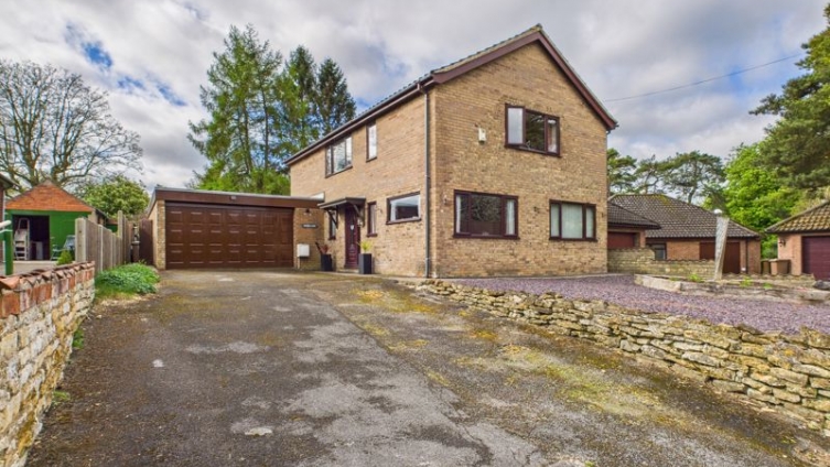 {cf_property_name} School Lane