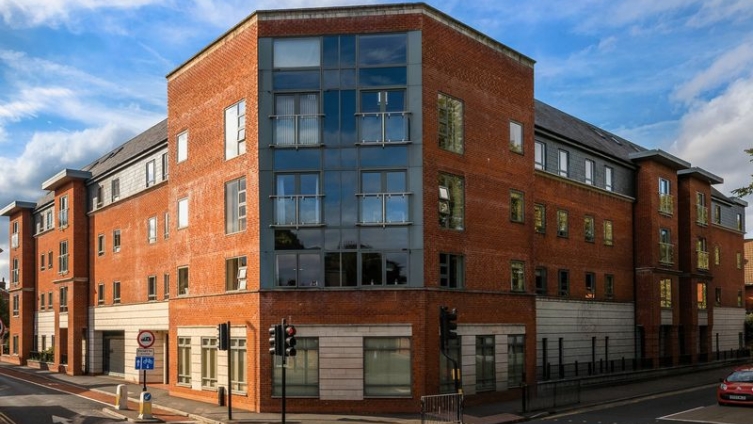 {cf_property_name} Greetwell Gate