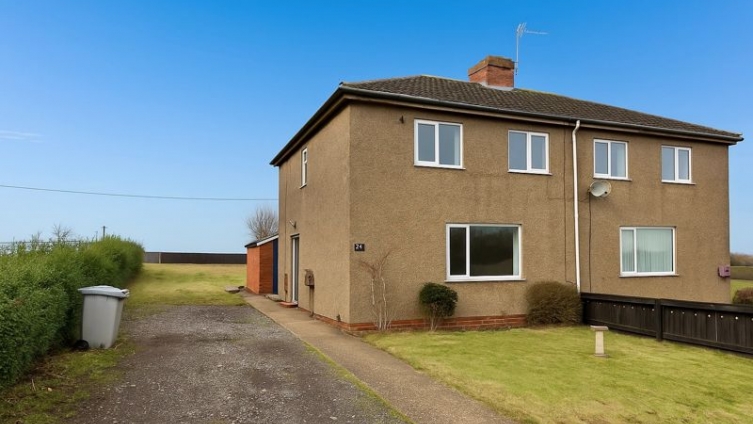 {cf_property_name} Wold View Willingham Road