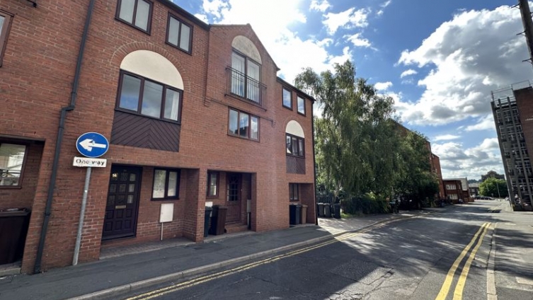 {cf_property_name} Friars Lane