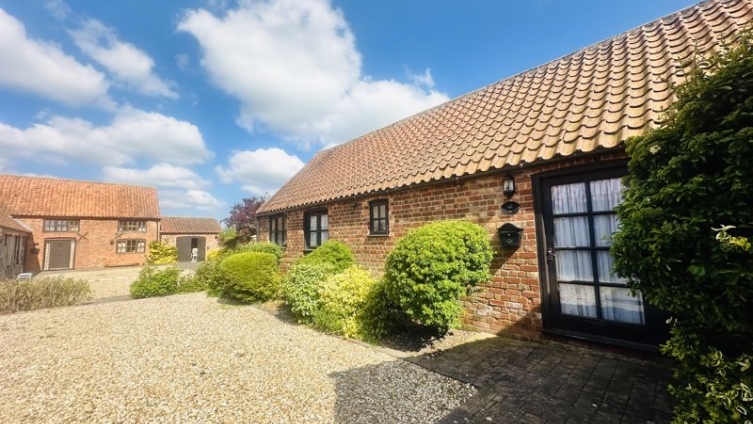 {cf_property_name} Walk Farm Barns, Walk Lane
