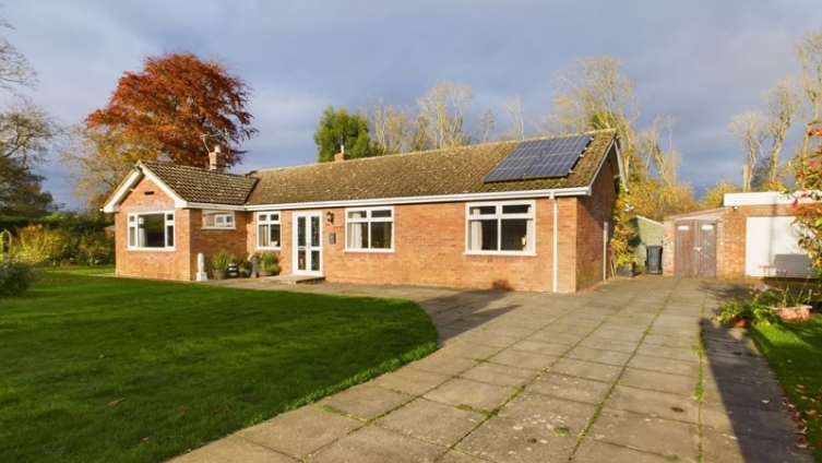 {cf_property_name} Aswardby Road