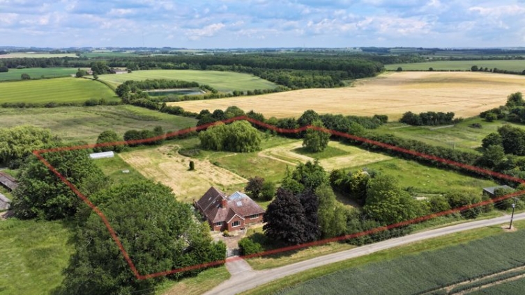 {cf_property_name} Sturton Road