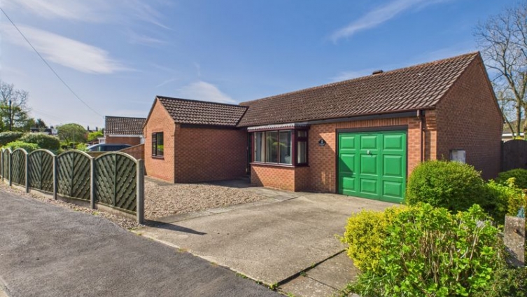 {cf_property_name} Ashwood Close
