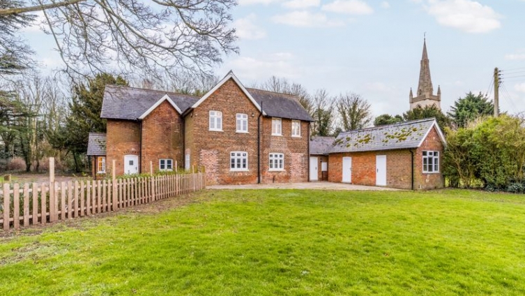 {cf_property_name} Mareham Road