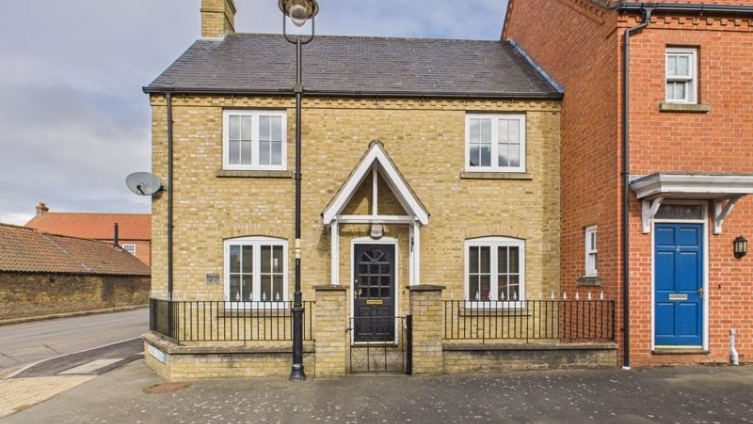 {cf_property_name} Turnor Close