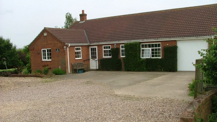 {cf_property_name} Thackers Road