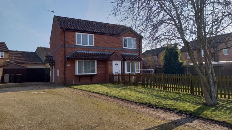 {cf_property_name} College Close