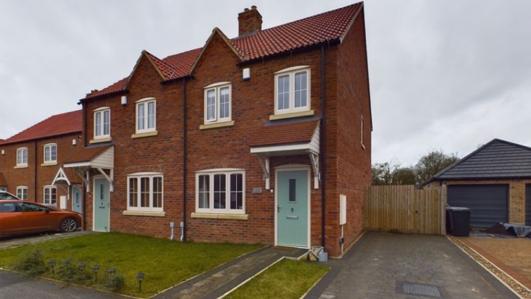 {cf_property_name} Station Drive