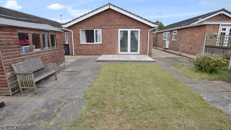 {cf_property_name} Blenheim Road