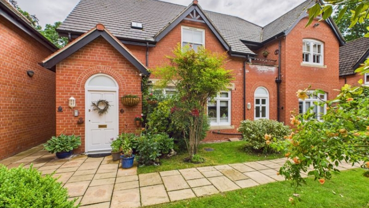 {cf_property_name} Stanhope Avenue