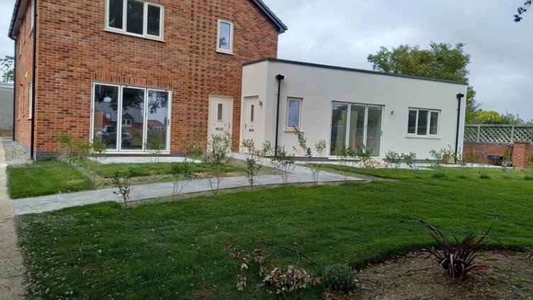 {cf_property_name} High Holme Court