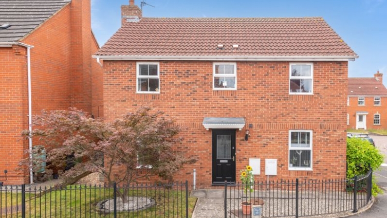3 Mitchell Drive, Lincoln