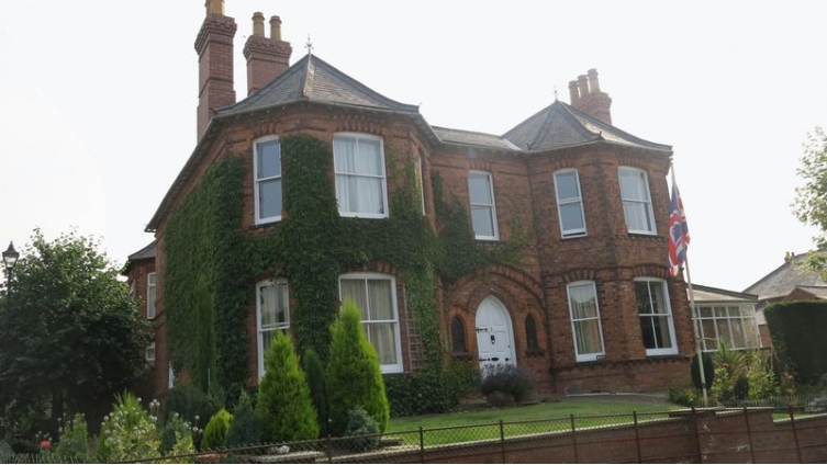 {cf_property_name} Linden Road